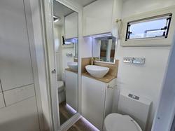 2024 Retreat Daydream 219Bse