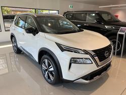 2025 NISSAN XTRAIL TI