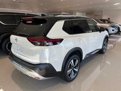 2025 NISSAN XTRAIL TI