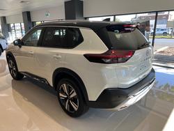2025 NISSAN XTRAIL TI