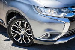 2015 MITSUBISHI OUTLANDER LS (4x4)