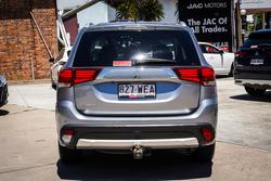 2015 MITSUBISHI OUTLANDER LS (4x4)