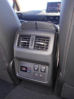 2025 Nissan
X-TRAIL ST-L e-POWER