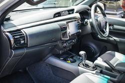 2024 Toyota HILUX Rogue