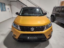 2025 Suzuki
                Vitara Turbo Shadow