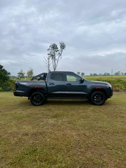 2025 NISSAN NAVARA PRO-4X