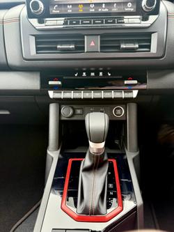 2025 NISSAN NAVARA PRO-4X