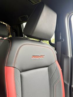 2025 NISSAN NAVARA PRO-4X