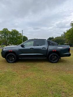 2025 NISSAN NAVARA PRO-4X