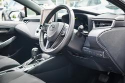 2025 Toyota COROLLA SX