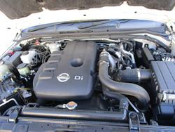 2013 Nissan Navara RX