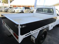 2013 Nissan Navara RX