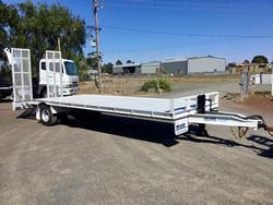 2019 TAG A LONG 7,5 Metre 25Ft Allextras Tool Box Water Bottle Spare Bhp Steel WHITE