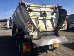 2013 Hino 2844 6X4 Trout River Live Bottom Body Ex Govt Low Klm Chip Spreader All Extras Fract New 2844 6X4 RIGIDS WHITE