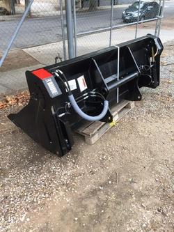 2022 Manitou Cb 4X1 900L2450