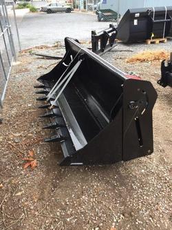 Manitou CB 4X1 900L2450