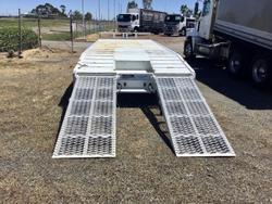 2020 TAGALONG 7,4 Mt Deck Hyd Ramps Leg Wb Tb Tie Downs Etc $30000+Gst WHITE