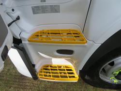 2024 UD Cw Series White