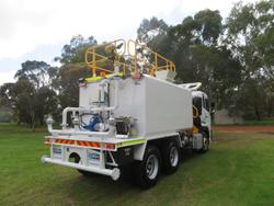 2024 UD Quon CG 30 360 White