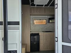 2024 McNeill 3 Horse Enclosed Gooseneck White