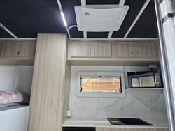 2024 McNeill 3 Horse Enclosed Gooseneck White