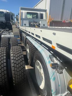 2026 Isuzu F Series FVZ 260-300 AT R55 White