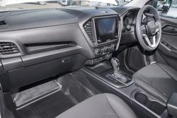 2025 Isuzu D-MAX SX