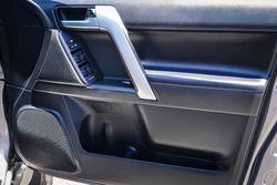 2020 Toyota PRADO VX