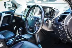 2020 Toyota PRADO VX