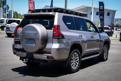 2020 Toyota PRADO VX