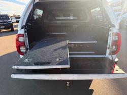 2022 Toyota Hilux SR5 Glacier White
