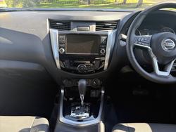 2025 NISSAN NP300 NAVARA ST-X