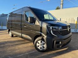 2026 RENAULT MASTER
