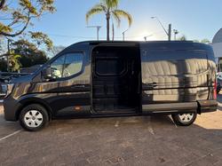 2026 RENAULT MASTER