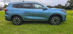 2025 CHERY
Tiggo 8