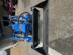 NEW HOLLAND BOOMER 25C