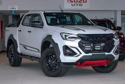 2025 Isuzu D-MAX BLADE