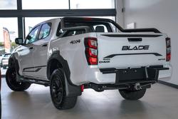 2025 Isuzu D-MAX BLADE