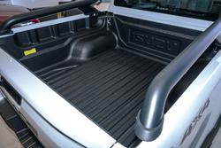 2025 Isuzu D-MAX BLADE