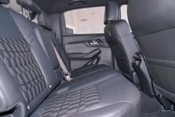 2025 Isuzu D-MAX BLADE