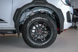 2025 Isuzu D-MAX BLADE