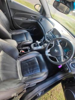 2012 Holden
                Cruze CDX