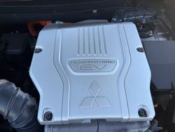 2019 MITSUBISHI OUTLANDER GREY