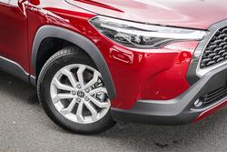 2025 Toyota Corolla Cross Hybrid GXL