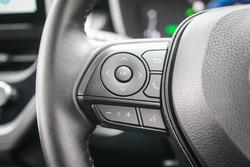 2025 Toyota Corolla Cross Hybrid GXL