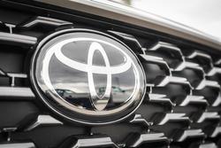 2025 Toyota Corolla Cross Hybrid GXL