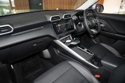 2024 MG ZS Essence Hybrid+
