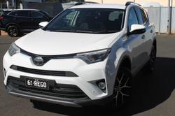 2017 Toyota
RAV4 GXL