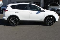 2017 Toyota
RAV4 GXL
