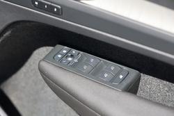 2025 Volvo XC40 Plus B4